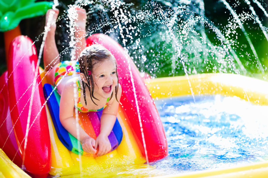 joie de l'eau à la piscine camping Savoie 